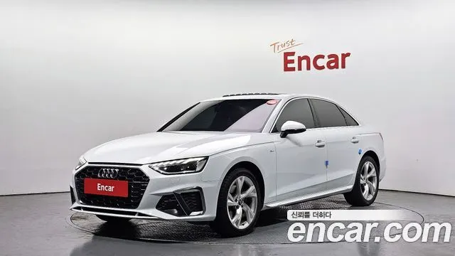 AUDI A4 2021