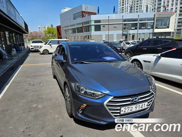 HYUNDAI AVANTE 2017 — 122 451 км, синий, Корея — под ключ — фото 1