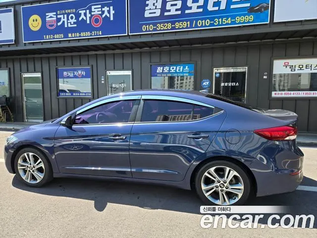 HYUNDAI AVANTE 2017 — 122 451 км, синий, Корея — под ключ — фото 3