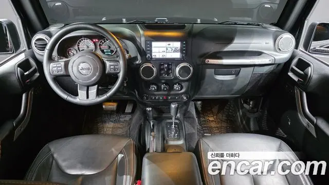 JEEP WRANGLER 2017 — 101 140 км, чёрный, Корея — под ключ — фото 7