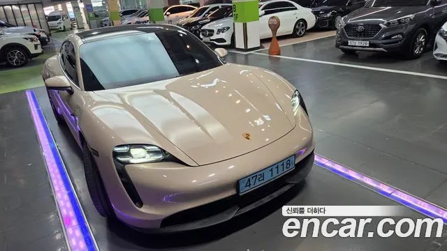 PORSCHE TAYCAN 2021 — 59 593 км, светло-золотистый, Корея — под ключ — фото 2