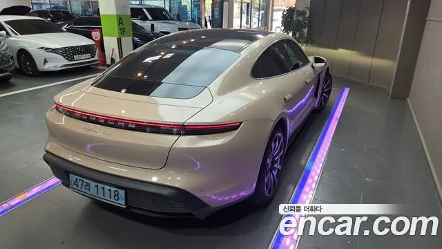 PORSCHE TAYCAN 2021 — 59 593 км, светло-золотистый, Корея — под ключ — фото 5