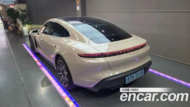 PORSCHE TAYCAN 2021 — 59 593 км, светло-золотистый, Корея — под ключ — фото 7