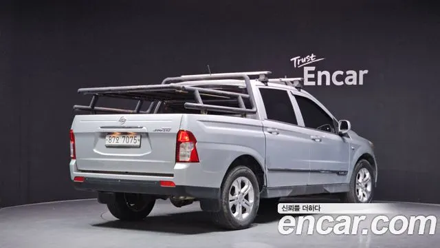 KGM KORANDO SPORTS 2012 — 117 154 км, серебристо-серый, Корея — под ключ — фото 2