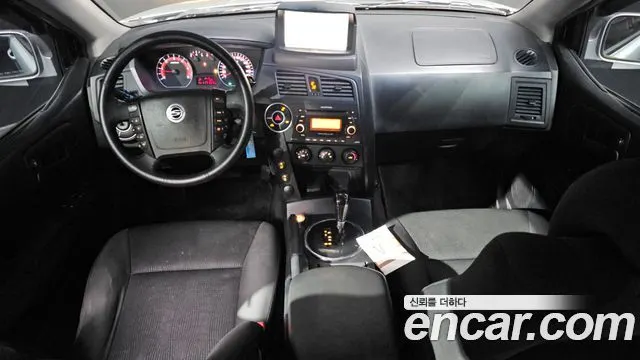 KGM KORANDO SPORTS 2012 — 117 154 км, серебристо-серый, Корея — под ключ — фото 7