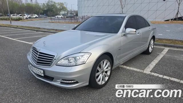 MERCEDES-BENZ S-CLASS W221 2012