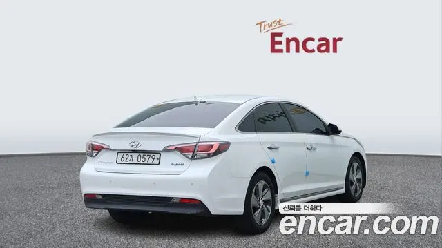 HYUNDAI SONATA HYBRID 2016 — 145 286 км, белый, Корея — под ключ — фото 2
