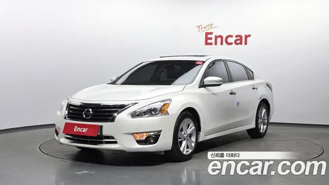 NISSAN ALTIMA — из Кореи под ключ