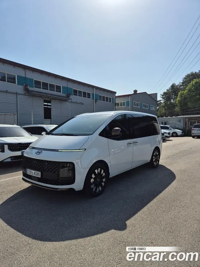 HYUNDAI STARIA — из Кореи под ключ