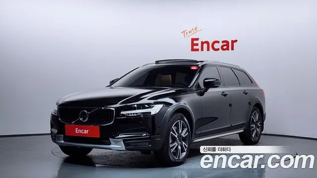 VOLVO V90 CROSS COUNTRY 2019