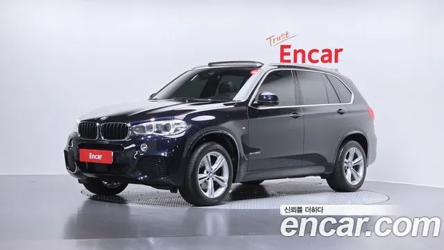 BMW X5 2018 — 59 805 км, чёрный, Корея — под ключ — фото 1