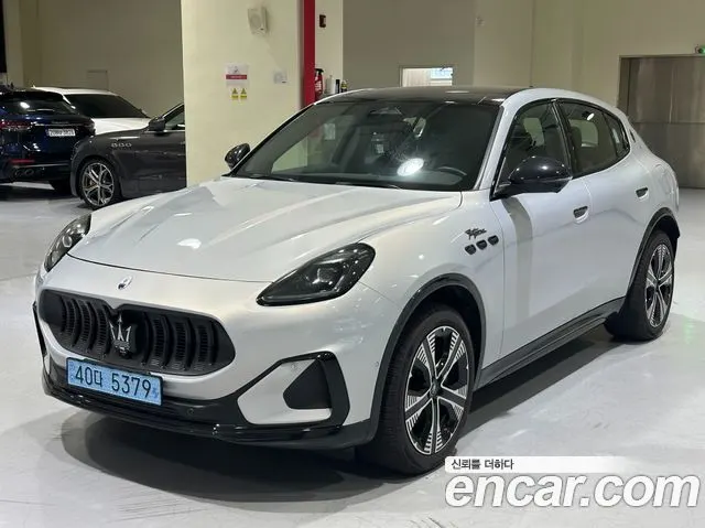 MASERATI GRECALE 2025 — 6 150 км, светло-серебристый, Корея — под ключ — фото 11