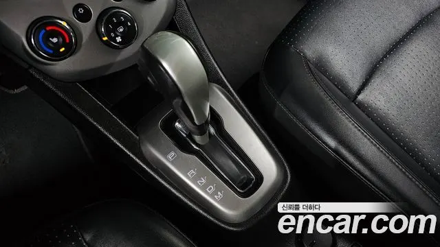 CHEVROLET AVEO SEDAN 2017 — 133 967 км, серебристый, Корея — под ключ — фото 9