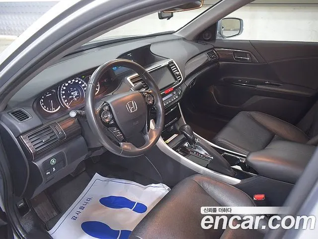 HONDA ACCORD 2017 — 82 000 км, серебристый, Корея — под ключ — фото 5