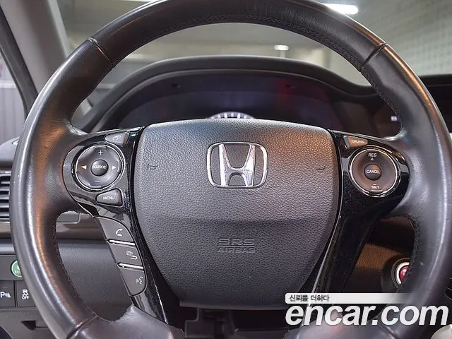 HONDA ACCORD 2017 — 82 000 км, серебристый, Корея — под ключ — фото 7