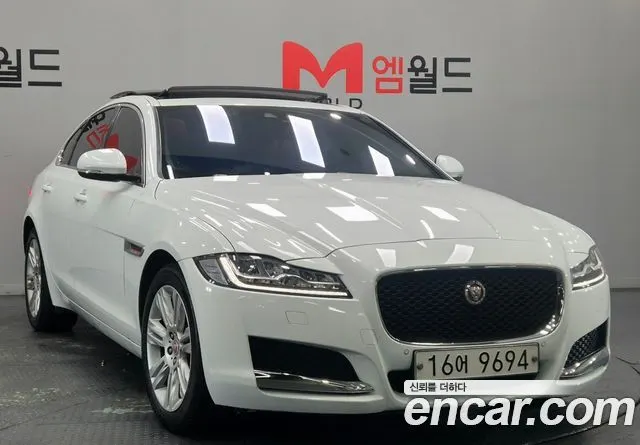 JAGUAR XF 2018