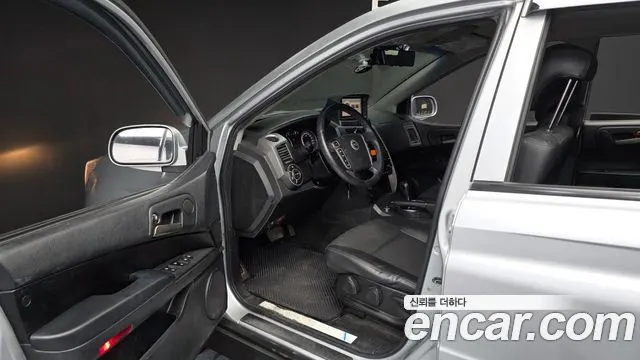 KGM KORANDO SPORTS 2013 — 135 739 км, серебристо-серый, Корея — под ключ — фото 10