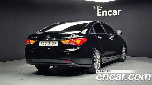 HYUNDAI SONATA THE BRILLIANT 2013 — 112 284 км, чёрный, Корея — под ключ — фото 2
