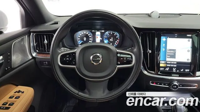 VOLVO V60 CROSS COUNTRY 2021 — 55 614 км, серебристый, Корея — под ключ — фото 12