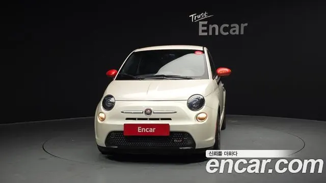 FIAT 500E 2017 — 31 729 км, белый-перламутр, Корея — под ключ — фото 3
