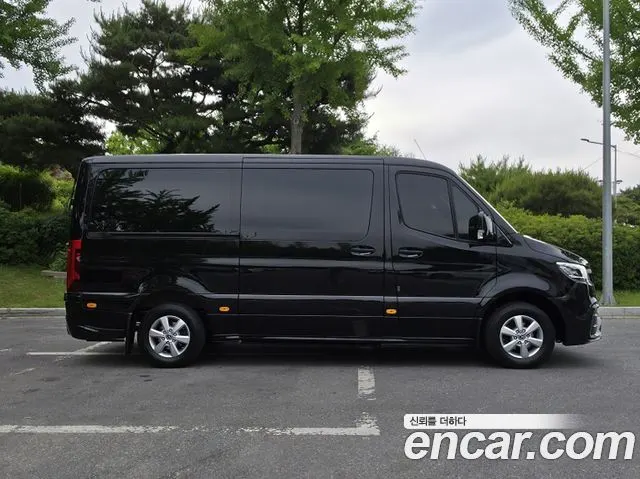 MERCEDES-BENZ SPRINTER 2022 — 33 055 км, чёрный, Корея — под ключ — фото 4