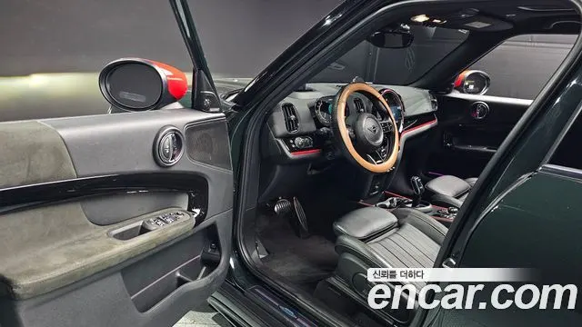 MINI COOPER S COUNTRYMAN 2023 — 44 844 км, тёмно-зелёный, Корея — под ключ — фото 10