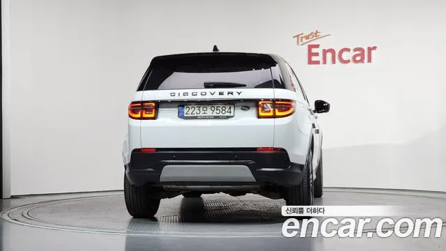 LAND ROVER DISCOVERY SPORT (2 ПОК.) 2021 — 49 130 км, белый, Корея — под ключ — фото 4