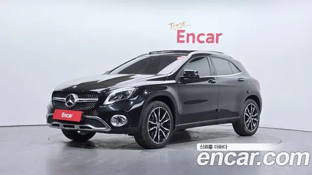 MERCEDES-BENZ GLA-CLASS X156 2018