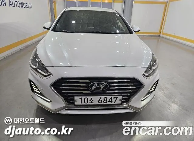 HYUNDAI SONATA HYBRID 2019 — 143 245 км, белый, Корея — под ключ — фото 1