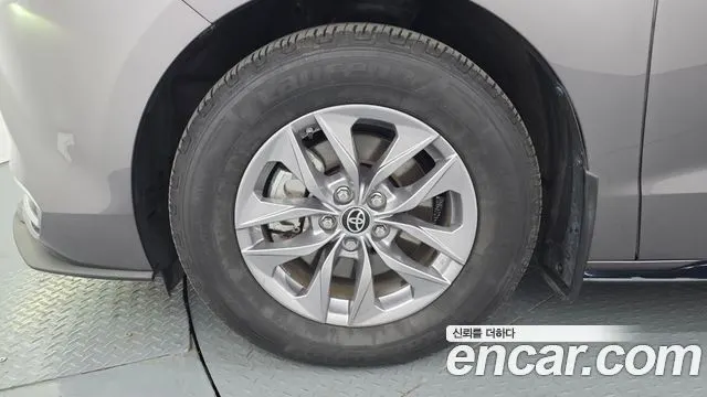 TOYOTA SIENNA 2022 — 73 192 км, серый, Корея — под ключ — фото 5