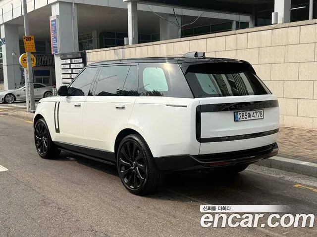 LAND ROVER RANGE ROVER (5 ПОК.) 2024 — 10 920 км, белый, Корея — под ключ — фото 3