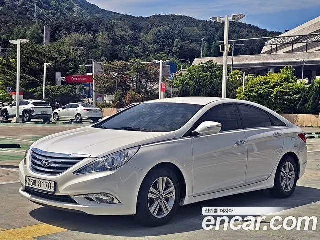 HYUNDAI SONATA THE BRILLIANT 2013