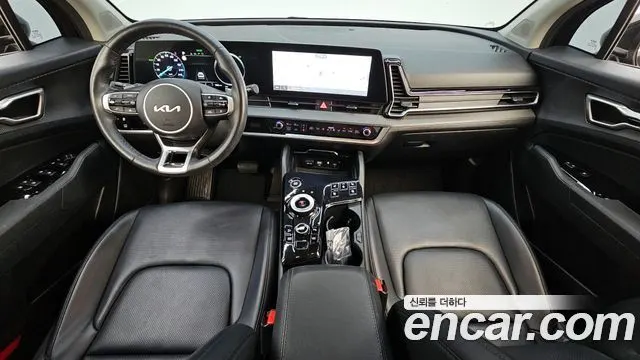 KIA SPORTAGE HYBRID 2023 — 98 565 км, чёрный, Корея — под ключ — фото 7