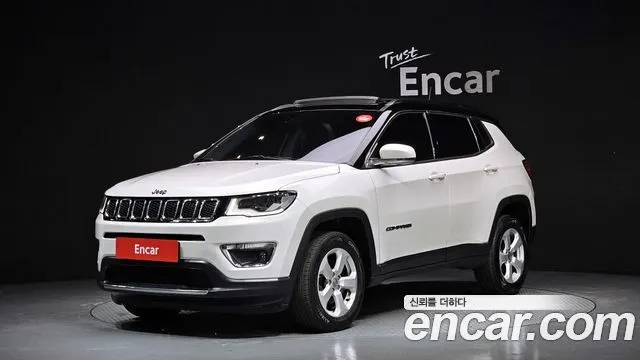 JEEP COMPASS 2019 — 87 596 км, белый, Корея — под ключ — фото 1