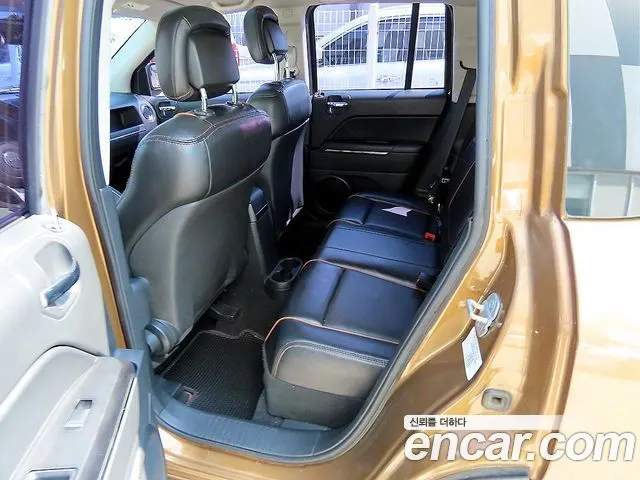 JEEP COMPASS 2011 — 79 454 км, коричневый, Корея — под ключ — фото 6