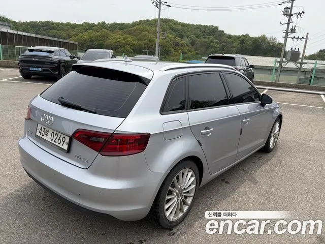 AUDI A3 2015 — 124 739 км, серебристый, Корея — под ключ — фото 4