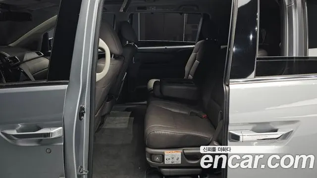 HONDA ODYSSEY 2016 — 217 481 км, серебристо-серый, Корея — под ключ — фото 12