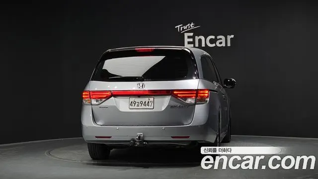 HONDA ODYSSEY 2016 — 217 481 км, серебристо-серый, Корея — под ключ — фото 4