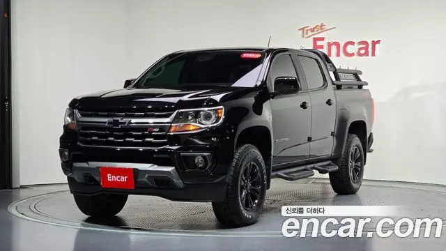 CHEVROLET REAL NEW COLORADO 2022 — 55 617 км, чёрный, Корея — под ключ — фото 11