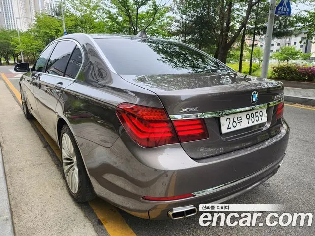 BMW 7 SERIES 2014 — 216 000 км, коричневый, Корея — под ключ — фото 2