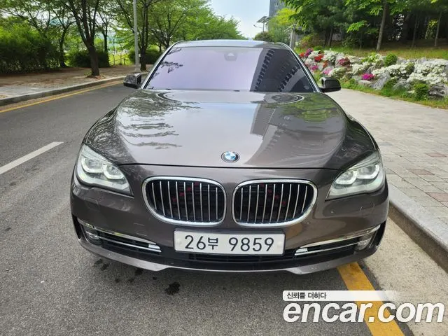 BMW 7 SERIES 2014 — 216 000 км, коричневый, Корея — под ключ — фото 3