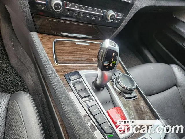BMW 7 SERIES 2014 — 216 000 км, коричневый, Корея — под ключ — фото 9