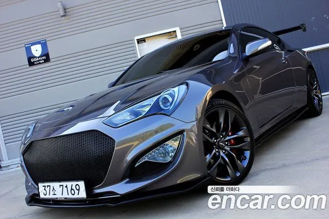 HYUNDAI GENESIS COUPE 2013