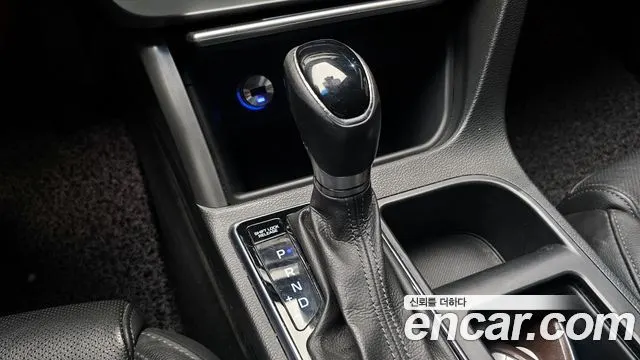 HYUNDAI SONATA HYBRID 2015 — 118 725 км, серебристо-серый, Корея — под ключ — фото 9