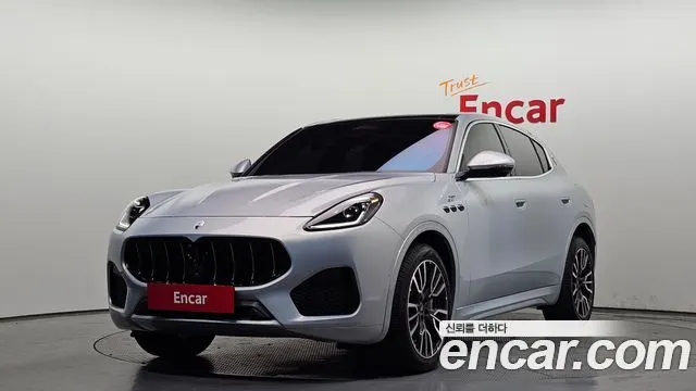 MASERATI GRECALE — из Кореи под ключ