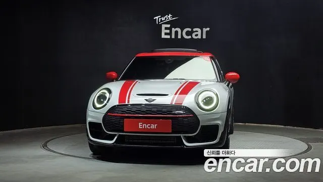 MINI COOPER S CLUBMAN 2023 — 11 200 км, серебристо-серый, Корея — под ключ — фото 3