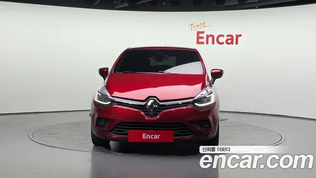 RENAULT KOREA CLIO 2018 — 145 120 км, красный, Корея — под ключ — фото 3