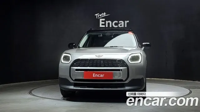 MINI COOPER COUNTRYMAN ELECTRIC 2025 — 4 498 км, серебристо-серый, Корея — под ключ — фото 3