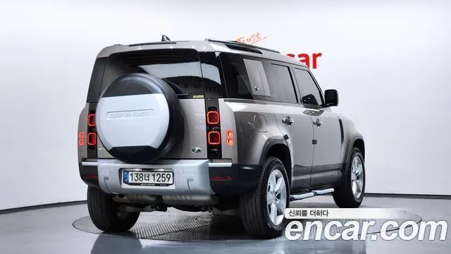 LAND ROVER DEFENDER 2023 — 57 407 км, белый-перламутр, Корея — под ключ — фото 2
