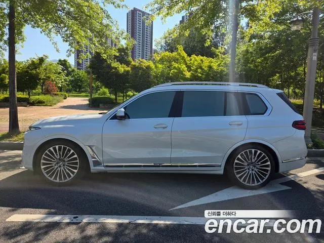 BMW X7 2025 — 6 100 км, белый, Корея — под ключ — фото 5